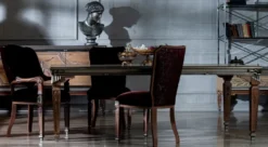 Casa Padrino Luxus Barock Esszimmer Set Bordeauxrot / Beige / Silber - 1 Barock Esstisch & 8 Barock Esszimmerstühle - Prunkvolle Esszimmer Möbel im Barockstil