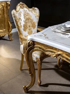 Casa Padrino Luxus Barock Esszimmerstuhl Set Weiß / Gold - 6 handgefertigte Küchen Stühle mit Armlehnen und elegantem Muster - Barock Esszimmer Möbel - Edel & Prunkvoll