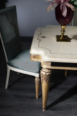 Casa Padrino Luxus Barock Esszimmer Set Türkis / Weiß / Gold - 1 Esstisch und 4 Esszimmerstühle - Barock Esszimmermöbel