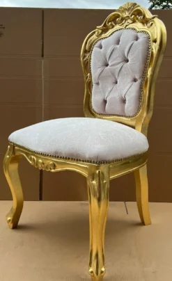 Casa Padrino Luxus Barock Esszimmer Stuhl Grau / Gold - Handgefertigter Barockstil Stuhl mit Muster - Esszimmer Möbel im Barockstil - Barock Möbel