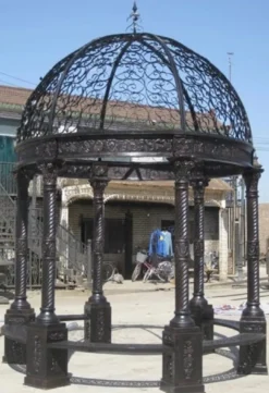 Casa Padrino Luxus Barock Garten Pavillon Braun Ø 300 x H. 420 cm - Gusseisen Pavillon mit integrierten Sitzbänken - Prunkvolle Garten Deko im Barockstil