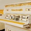 Casa Padrino Luxus Barock Kommode Weiß / Gold - Prunkvolle Barockstil Schlafzimmer Kommode - Luxus Schlafzimmer Möbel im Barockstil - Barock Schlafzimmer Möbel
