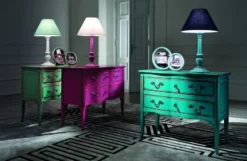 Casa Padrino Luxus Barock Kommode Antik Lila / Silber - Handgefertigte Massivholz Kommode mit 2 Schubladen - Barockstil Schlafzimmer Möbel - Barock Möbel - Luxus Qualität - Made in Italy