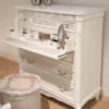 Casa Padrino Luxus Barock Kommode Weiß / Grau / Antik Silber - Prunkvolle Barockstil Schlafzimmer Kommode - Luxus Schlafzimmer Möbel im Barockstil - Barock Schlafzimmer Möbel