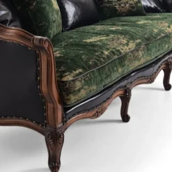 Casa Padrino Luxus Barock Leder Sofa Schwarz / Grün / Braun - Prunkvolles Wohnzimmer Sofa mit hochwertigem Echtleder - Luxus Wohnzimmer Möbel im Barockstil - Barock Möbel - Edel & Prunkvoll