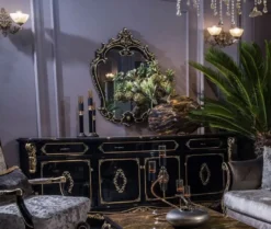 Casa Padrino Luxus Barock Möbel Set Sideboard mit Spiegel Schwarz / Gold - Prunkvoller Massivholz Schrank mit elegantem Wandspiegel - Möbel im Barockstil