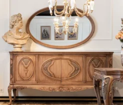 Casa Padrino Luxus Barock Möbel Set Braun - 1 Barock Sideboard mit 4 Türen & 1 Ovaler Barock Wandspiegel - Barock Möbel