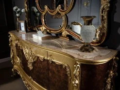 Casa Padrino Luxus Barock Möbel Set Sideboard mit Spiegel Creme / Beige / Braun / Gold - Prunkvoller Massivholz Schrank mit Wandspiegel - Edle Möbel im Barockstil - Luxus Qualität
