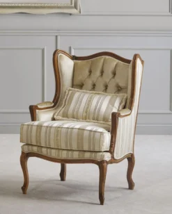 Casa Padrino Luxus Barock Ohrensessel Gold / Creme / Braun - Handgefertigter Barockstil Wohnzimmer Sessel mit Streifen - Luxus Wohnzimmer Möbel im Barockstil - Luxus Qualität - Made in Italy