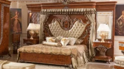 Casa Padrino Luxus Barock Schlafzimmer Set Gold / Braun / Bronzefarben - 1 Doppelbett mit Kopfteil und Rückwand & 2 Nachtkommoden - Schlafzimmer Möbel im Barockstil - Edel & Prunkvoll