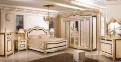 Casa Padrino Luxus Barock Schlafzimmerschrank Weiß / Beige / Schwarz / Gold - Prunkvoller Massivholz Kleiderschrank im Barockstil - Barock Schlafzimmer & Hotel Möbel - Edel & Prunkvoll