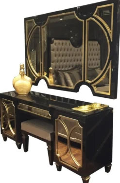 Casa Padrino Luxus Barock Schlafzimmer Set Schwarz / Gold - 1 Wandspiegel & 1 Kommode & 1 Sitzhocker - Schlafzimmer Möbel - Edel & Prunkvoll