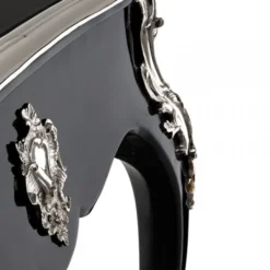 Casa Padrino Luxus Barock Schreibtisch in Hochglanz Schwarz mit Silber Applikationen - 140 x 80 x 81 cm