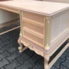 Casa Padrino Luxus Barock Schreibtisch mit 4 Schubladen Weiß / Gold - Prunkvoller handgefertigter Massivholz Bürotisch - Barock Büromöbel - Luxus Qualität - Made in Italy