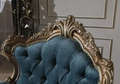 Casa Padrino Luxus Barock Sessel Blau / Gold 97 x 90 x H. 115 cm - Wohnzimmer Sessel mit elegantem Muster und dekorativem Kissen - Barock Wohnzimmer Möbel