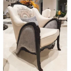 Casa Padrino Luxus Barock Sessel Creme / Grau / Dunkelbraun 95 cm - Barock Wohnzimmer & Hotel Sessel - Prunkvolle Barock Möbel