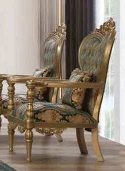 Casa Padrino Luxus Barock Sessel Grün / Gold - Prunkvoller Wohnzimmer Sessel mit elegantem Muster und dekorativem Kissen - Barock Wohnzimmer Möbel
