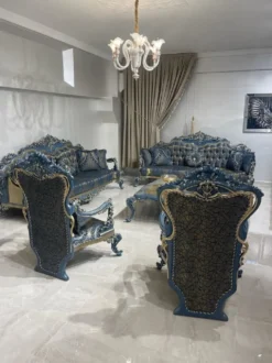 Casa Padrino Luxus Barock Sessel Blau / Gold - Prunkvoller Wohnzimmer Sessel mit elegantem Muster - Barockstil Wohnzimmer Möbel - Luxus Möbel im Barockstil - Barock Möbel