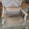 Casa Padrino Luxus Barock Sessel Hellblau / Weiß / Gold - Prunkvoller Wohnzimmer Sessel mit elegantem Muster - Barock Wohnzimmer Möbel