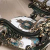 Casa Padrino Luxus Barock Sessel Weiß / Mehrfarbig / Grün / Gold - Prunkvoller Wohnzimmer Sessel mit elegantem Muster - Barock Wohnzimmer & Hotel Möbel - Edel & Prunkvoll