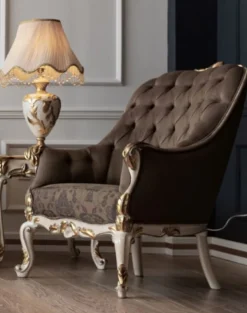 Casa Padrino Luxus Barock Sessel Braun / Cremefarben / Weiß / Gold - Eleganter Wohnzimmer Sessel im Barockstil - Barock Wohnzimmer Möbel