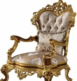 Casa Padrino Luxus Barock Sessel Grau Muster / Braun / Gold - Prunkvoller Wohnzimmer Sessel mit Glitzersteinen - Luxus Wohnzimmer Möbel im Barockstil - Barock Möbel - Edel & Prunkvoll