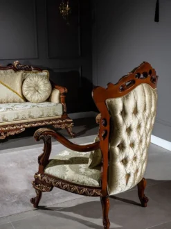 Casa Padrino Luxus Barock Sessel Gold / Braun / Bronze 82 x 72 x H. 123 cm - Wohnzimmer Sessel mit elegantem Muster und dekorativem Kissen - Edle Barock Möbel