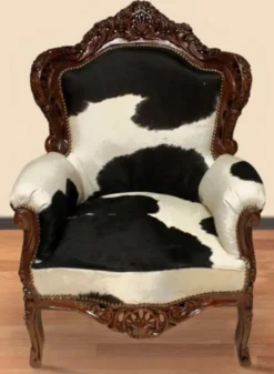 Casa Padrino Luxus Barock Sessel King mit echtem Kuhfell in Schwarz-Weiß und braunem Massivholz 85 x 85 x H. 120 cm