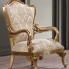Casa Padrino Luxus Barock Sessel Gold Muster / Antik Gold - Prunkvoller Wohnzimmer Sessel mit elegantem Muster - Luxus Wohnzimmer Möbel im Barockstil - Barock Möbel - Barock Einrichtung