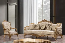 Casa Padrino Luxus Barock Sessel Gold Muster / Antik Gold - Prunkvoller Wohnzimmer Sessel mit elegantem Muster - Luxus Wohnzimmer Möbel im Barockstil - Barock Möbel - Barock Einrichtung