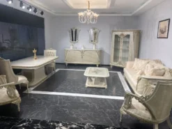 Casa Padrino Luxus Barock Sideboard Beige / Grau / Gold - Barockstil Massivholz Schrank mit 4 Türen - Luxus Möbel im Barockstil - Barock Möbel - Edel & Prunkvoll