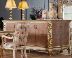 Casa Padrino Luxus Barock Sideboard Beige / Weiß / Gold - Prunkvoller Massivholz Schrank mit 4 Türen - Barock Möbel