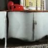 Casa Padrino Luxus Barock Sideboard Antik Weiß / Braun - Handgefertigter Massivholz Schrank mit 2 Türen - Luxus Möbel Möbel im Barockstil - Barock Möbel - Luxus Qualität - Made in Italy