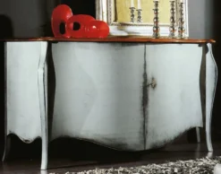 Casa Padrino Luxus Barock Sideboard Antik Weiß / Braun - Handgefertigter Massivholz Schrank mit 2 Türen - Luxus Möbel Möbel im Barockstil - Barock Möbel - Luxus Qualität - Made in Italy