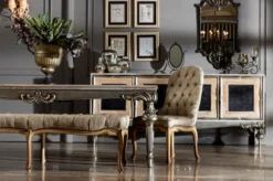 Casa Padrino Luxus Barock Sideboard mit 4 Türen Naturfarben / Schwarz / Silber - Edler Massivholz Schrank im Barockstil - Barock Möbel