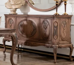 Casa Padrino Luxus Barock Sideboard Braun - Prunkvoller Massivholz Schrank mit 4 Türen - Barock Möbel - Edel & Prunkvoll