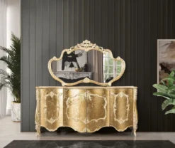 Casa Padrino Luxus Barock Sideboard Antik Gold - Barockstil Massivholz Schrank mit 4 Türen - Luxus Esszimmer Möbel im Barockstil - Barock Esszimmer Möbel - Barock Küchen Möbel