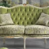 Casa Padrino Luxus Barock Sofa Grün / Weiß / Gold - Edles Wohnzimmer Sofa mit elegantem Muster und 2 dekorativen Kissen - Barock Möbel - Luxus Qualität - Made in Italy