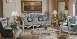 Casa Padrino Luxus Barock Sofa Grün / Beige / Weiß / Silber - Prunkvolles Wohnzimmer Sofa mit elegantem Muster - Barock Möbel - Luxus Wohnzimmer Möbel im Barockstil - Edel & Prunkvoll
