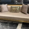 Casa Padrino Luxus Barock Sofa Gold / Gold - Prunkvolles Wohnzimmer Sofa - Barockstil Wohnzimmer Möbel - Luxus Möbel im Barockstil - Barock Einrichtung - Edel & Prunkvoll