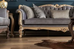 Casa Padrino Luxus Barock Sofa Grau / Naturfarben - Handgefertigtes Wohnzimmer Sofa im Barockstil - Barock Wohnzimmer Möbel