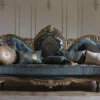Casa Padrino Luxus Barock Sofa Blau / Gold 260 x 90 x H. 125 cm - Prunkvolles Wohnzimmer Sofa mit elegantem Muster und dekorativen Kissen - Barock Möbel