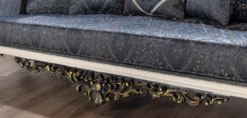 Casa Padrino Luxus Barock Sofa Blau / Weiß / Schwarz / Gold - Barockstil Wohnzimmer Sofa mit elegantem Muster - Luxus Wohnzimmer Möbel im Barockstil - Barock Möbel - Barock Einrichtung