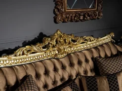 Casa Padrino Luxus Barock Sofa Braun / Schwarz / Gold 260 x 110 x H. 117 cm - Prunkvolles Wohnzimmer Sofa mit dekorativen Kissen - Edle Barock Möbel