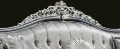 Casa Padrino Luxus Barock Sofa Silber / Türkis / Gold 248 x 96 x H. 118 cm - Prunkvolles Massivholz Wohnzimmer Sofa mit elegantem Muster und dekorativen Kissen - Barock Wohnzimmer Möbel