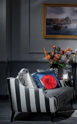 Casa Padrino Luxus Barock Sofa Silber / Schwarz 245 x 92 x H. 93 cm - Gestreiftes Wohnzimmer Sofa - Barockmöbel