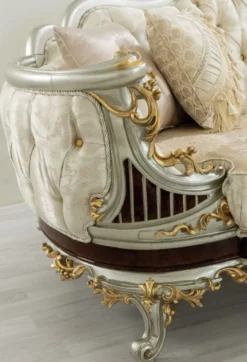 Casa Padrino Luxus Barock Sofa Creme / Beige / Dunkelbraun / Silber / Gold 260 x 90 x H. 125 cm - Prunkvolles Barockstil Wohnzimmer Sofa mit elegantem Muster - Barock Möbel