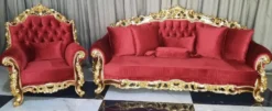 Casa Padrino Luxus Barock Sofa Rot / Braun / Gold - Prunkvolles Wohnzimmer Sofa - Barockstil Wohnzimmer Möbel - Luxus Möbel im Barockstil - Barock Einrichtung - Wohnzimmer Einrichtung