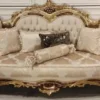 Casa Padrino Luxus Barock Sofa Cremefarben / Braun / Gold - Prunkvolles Wohnzimmer Sofa mit elegantem Muster - Barock Möbel - Edel & Prunkvoll
