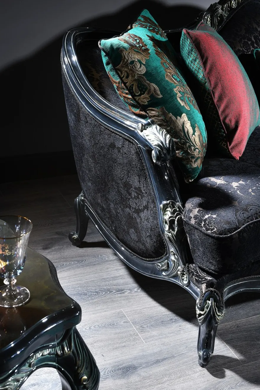 Casa Padrino Luxus Barock Sofa Schwarz / Grün / Gold 240 x 88 x H. 105 cm - Wohnzimmermöbel im Barockstil
